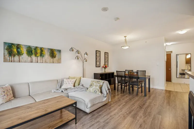 1407 280 ROSS DRIVE - photo 4 of 24