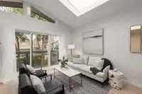 721 E PENDER STREET - thumbnail 2