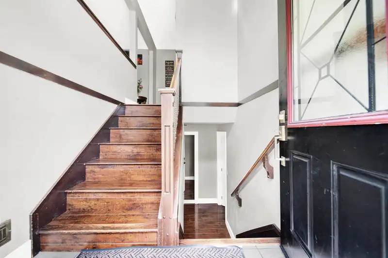 11507 87A AVENUE - photo 4 of 35
