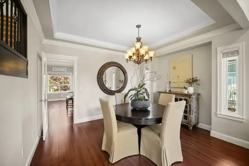 19375 73 AVENUE - photo 4 of 40