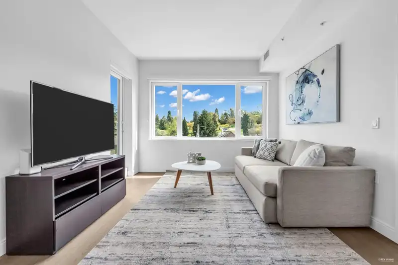 403 4932 CAMBIE STREET - photo 1 of 39