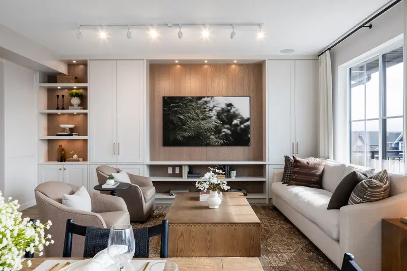 114 3637 SHEFFIELD AVENUE - photo 4 of 8