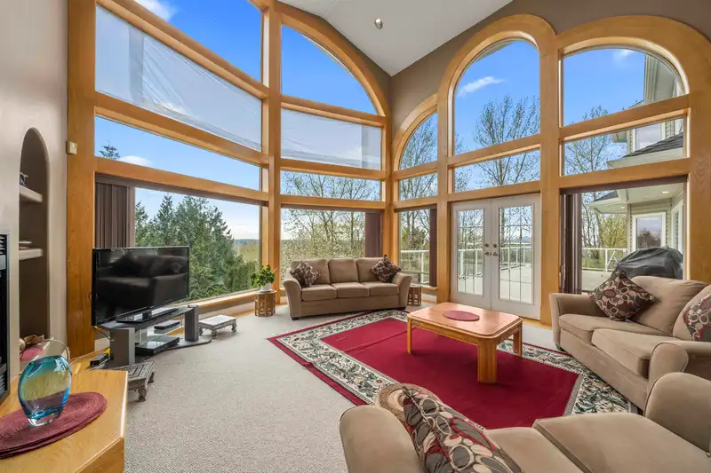 3731 LETHBRIDGE DRIVE - photo 2 of 40