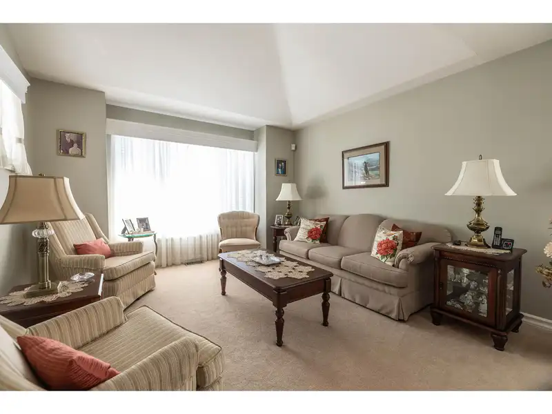 28 6885 184 STREET - photo 4 of 40