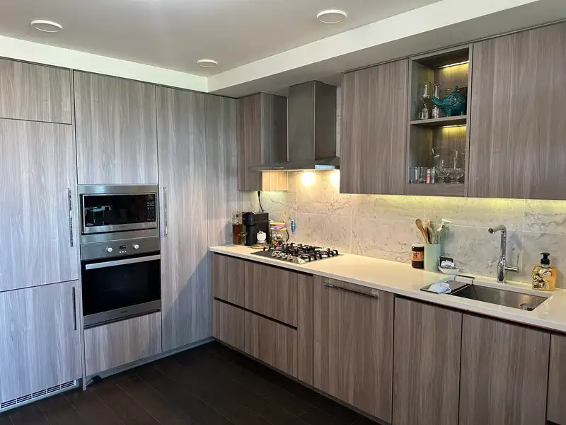 812 433 SW MARINE DRIVE - photo 4 of 7