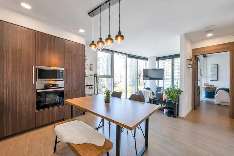 1188 87 NELSON STREET - photo 4 of 39