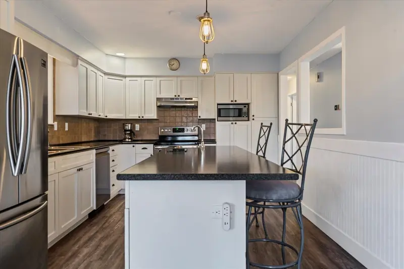 52464 YALE ROAD - photo 4 of 25