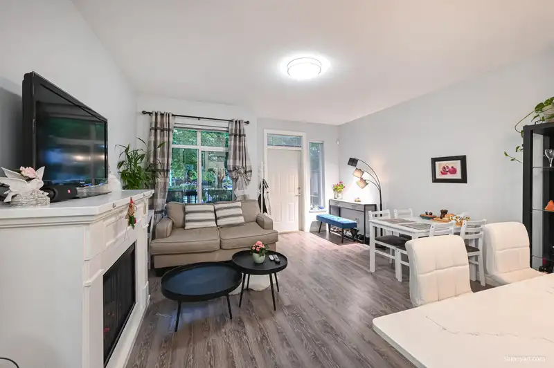 45 8726 159 STREET - photo 4 of 19