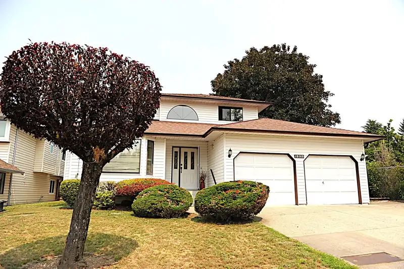 19149 117B AVENUE - photo 2 of 36
