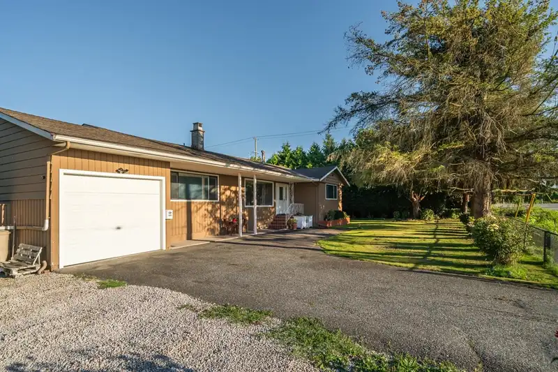 5980 KARTNER ROAD - photo 4 of 32