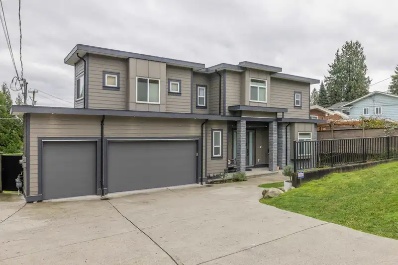 1025 RANCH PARK WAY - photo 1 of 40