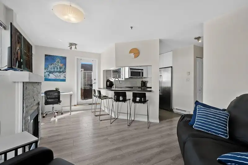 208 2025 STEPHENS STREET - photo 1 of 34