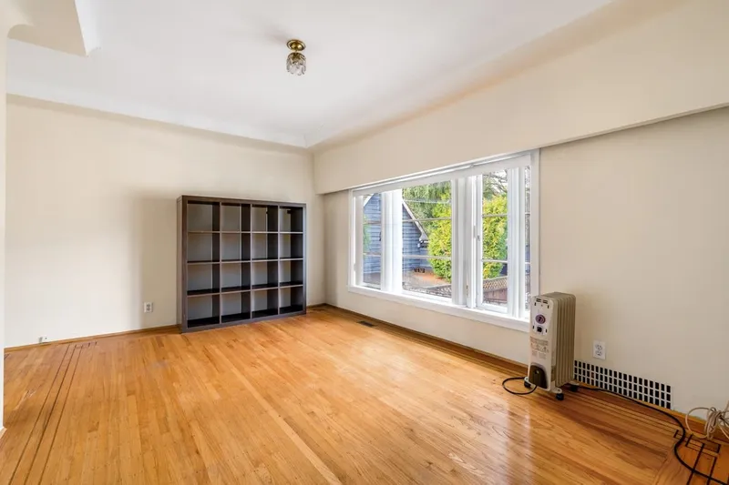 1441 W 49TH AVENUE - photo 4 of 25