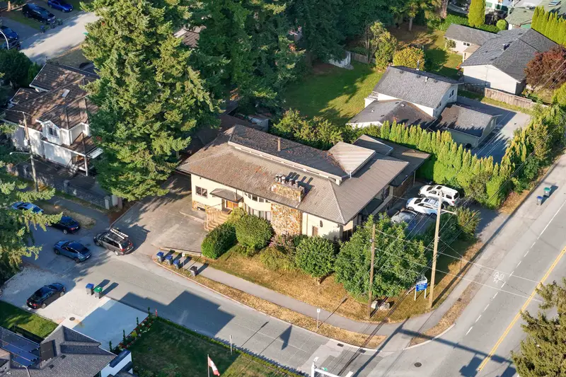 8785 158 STREET - photo 4 of 21