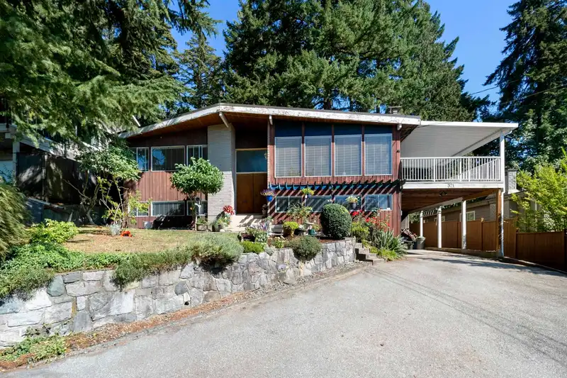 321 CUTLER STREET - photo 1 of 26