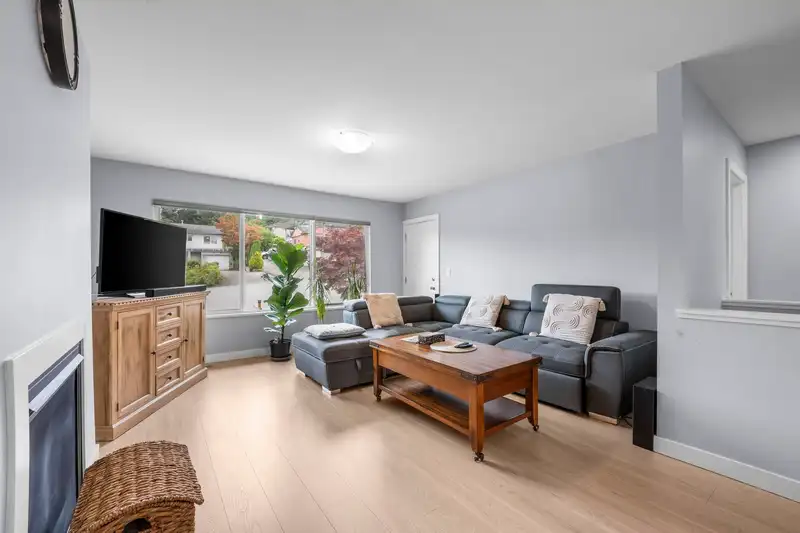 7737 ALLMAN STREET - photo 3 of 39