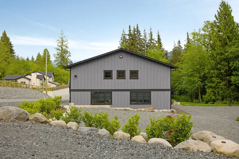 12292 BELL STREET - photo 4 of 40
