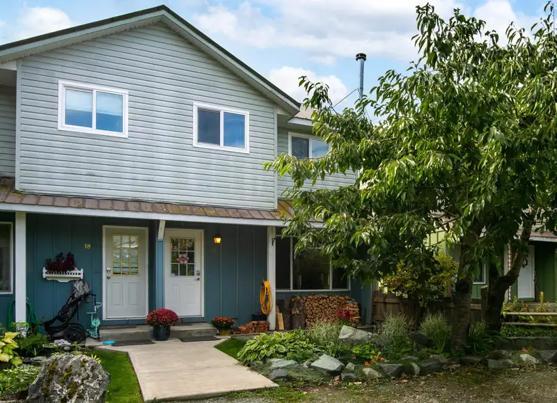 17 7416 FLINT STREET - photo 1 of 26