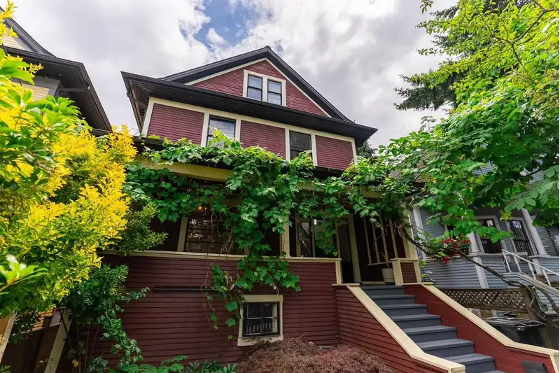 2110 ALBERTA STREET - photo 1 of 40