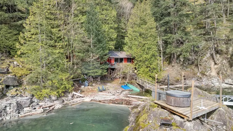 322 ECHO ISLAND - photo 4 of 25