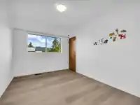 1640 SPRAY AVENUE - thumbnail 21