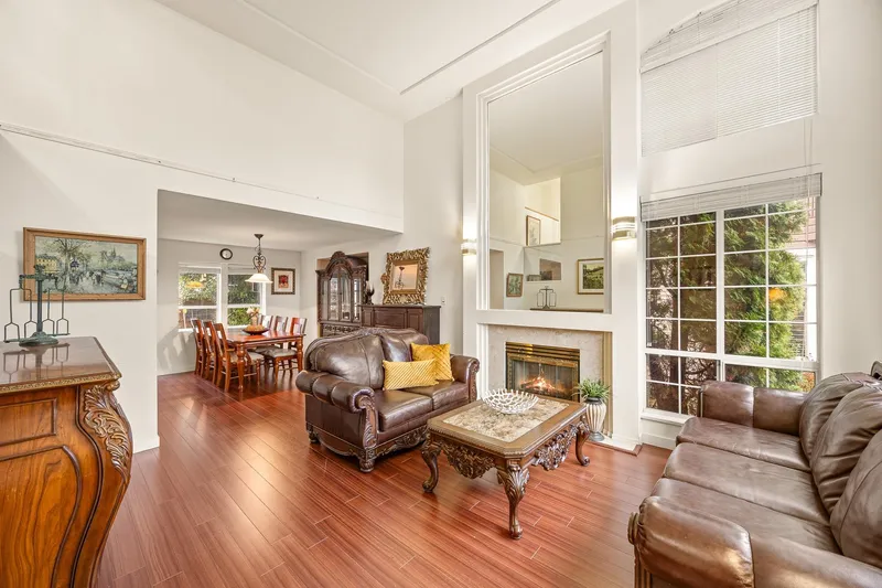 14969 24A AVENUE - photo 4 of 25