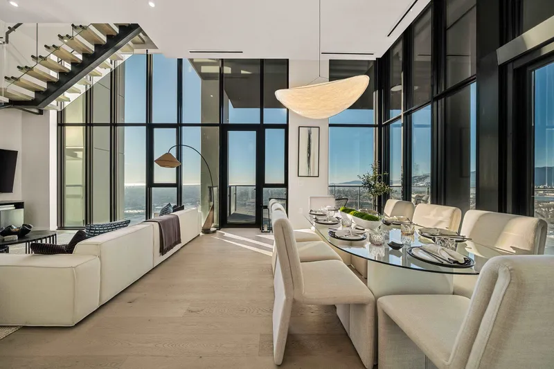 5106 2186 GILMORE AVENUE - photo 3 of 25