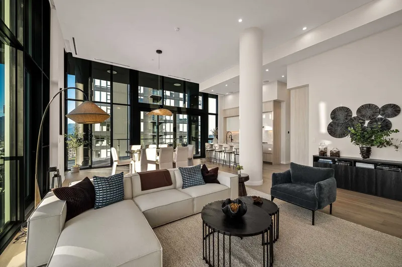 5106 2186 GILMORE AVENUE - photo 4 of 25