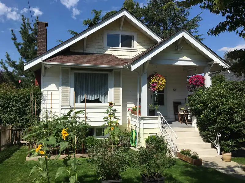 105 DURHAM STREET - photo 1 of 39