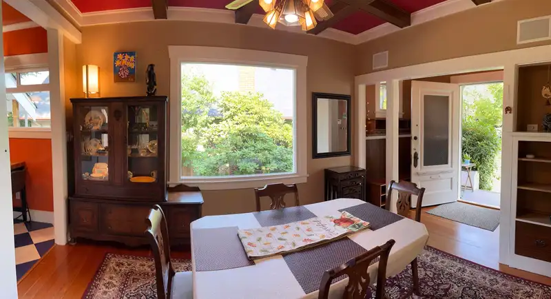 105 DURHAM STREET - photo 3 of 39