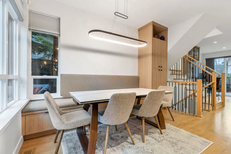 24 15 FOREST PARK WAY - photo 4 of 25