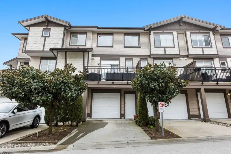 3 19433 68 AVENUE - photo 2 of 40