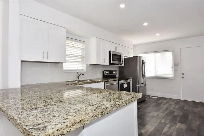 776 E 63RD AVENUE - photo 4 of 19