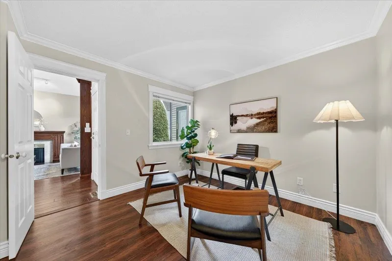 139 9012 WALNUT GROVE DRIVE - photo 3 of 25