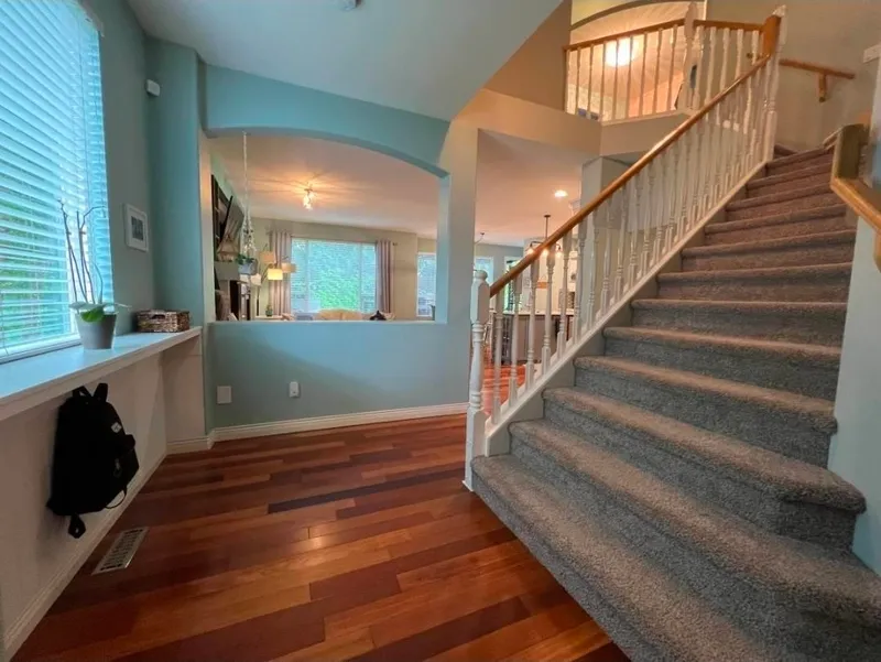 24330 100B AVENUE - photo 3 of 25