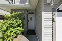 25 8289 121A STREET - thumbnail 3