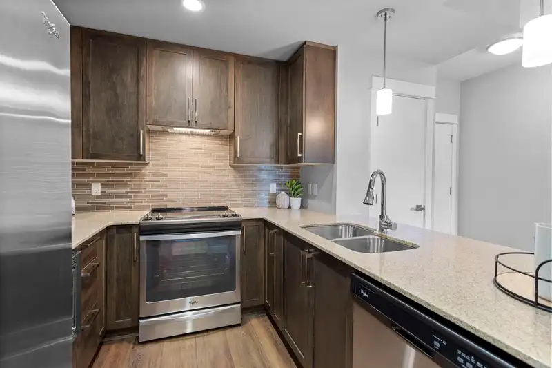 402 2495 WILSON AVENUE - photo 2 of 15