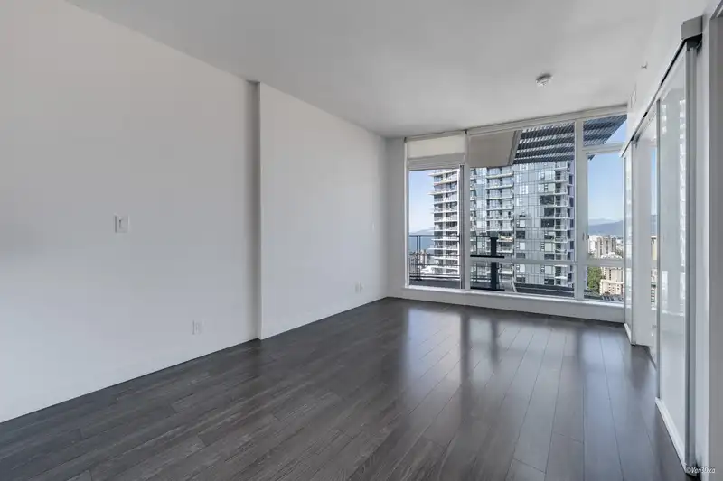3501 1283 HOWE STREET - photo 2 of 19