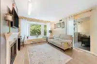 205 6860 RUMBLE STREET - thumbnail 1