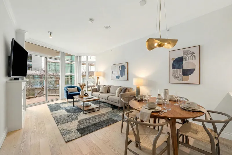 208 199 VICTORY SHIP WAY - photo 1 of 25