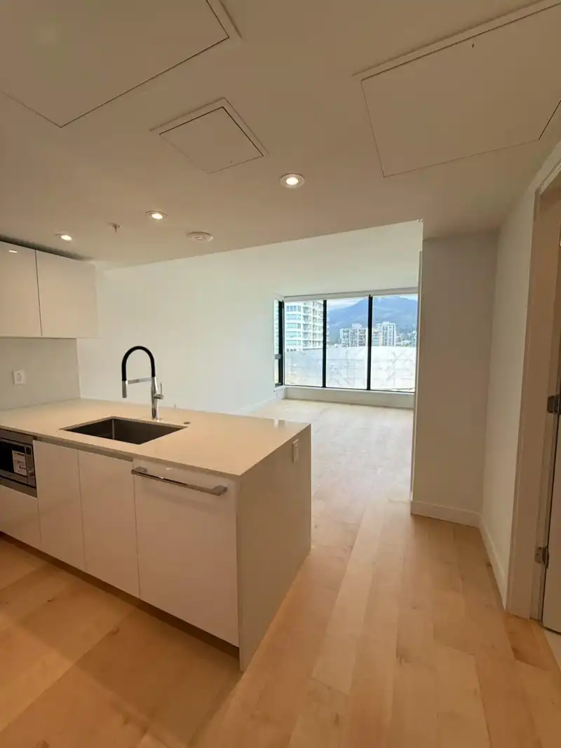 907 135 13TH STREET E - photo 1 of 33