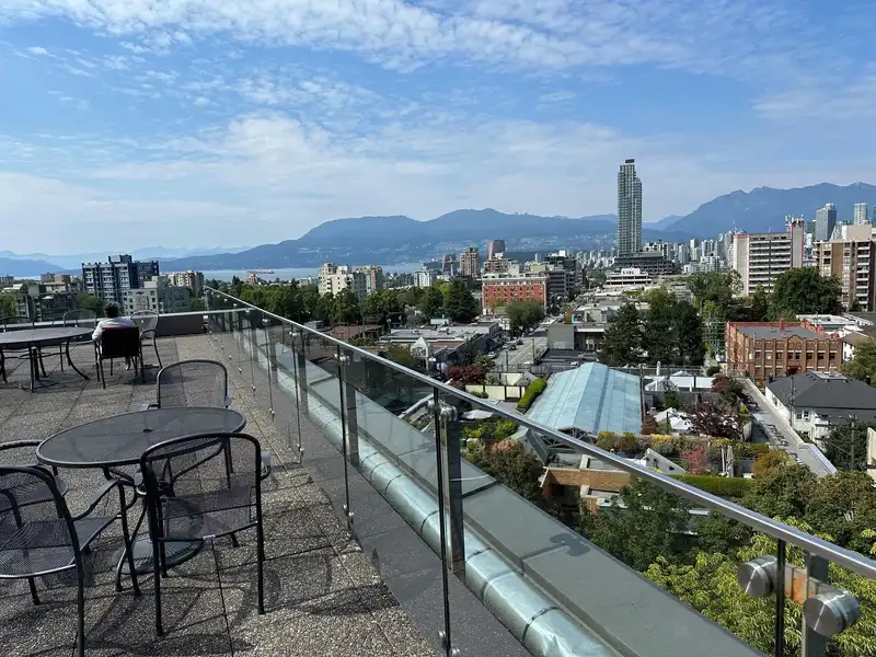 715 1445 MARPOLE AVENUE - photo 3 of 30