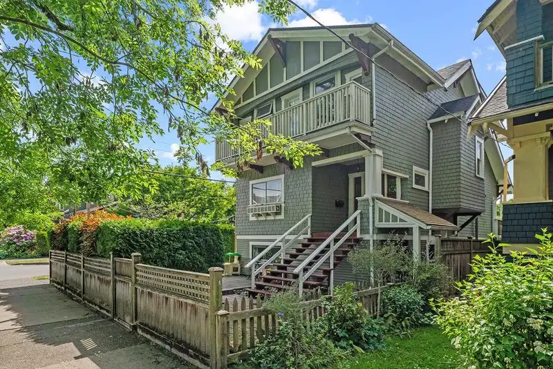 2245 STEPHENS STREET - photo 2 of 33