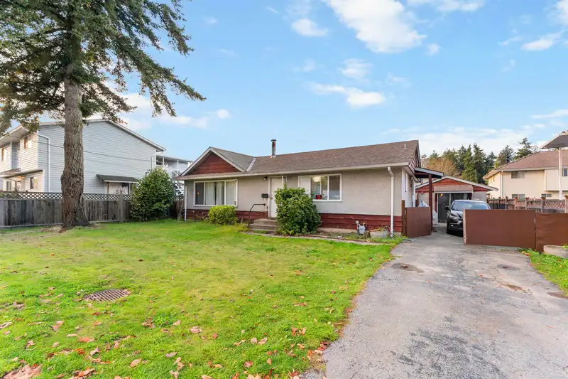 13043 96TH AVENUE - photo 1 of 29