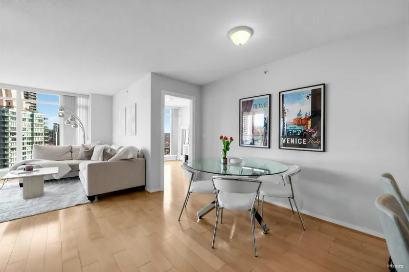 2005 2133 DOUGLAS ROAD - photo 4 of 25