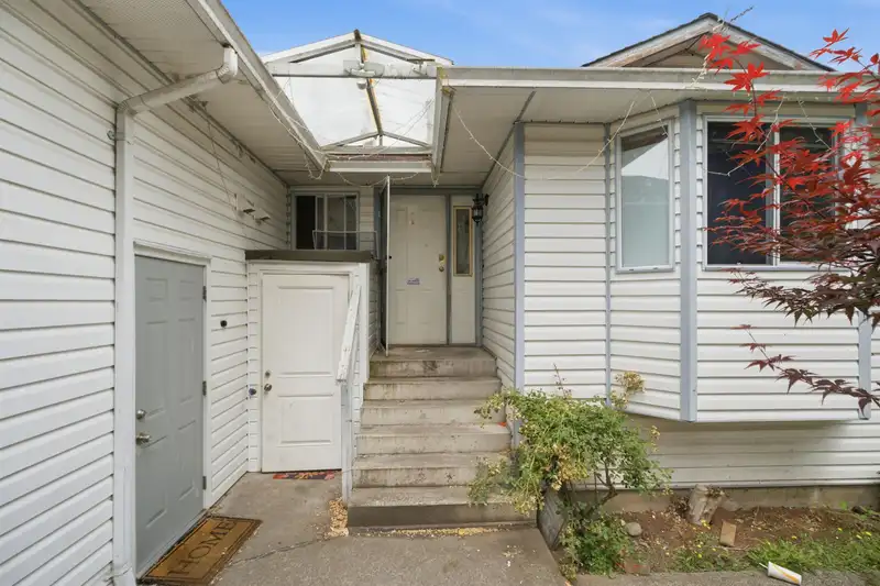 12191 101A AVENUE - photo 3 of 14