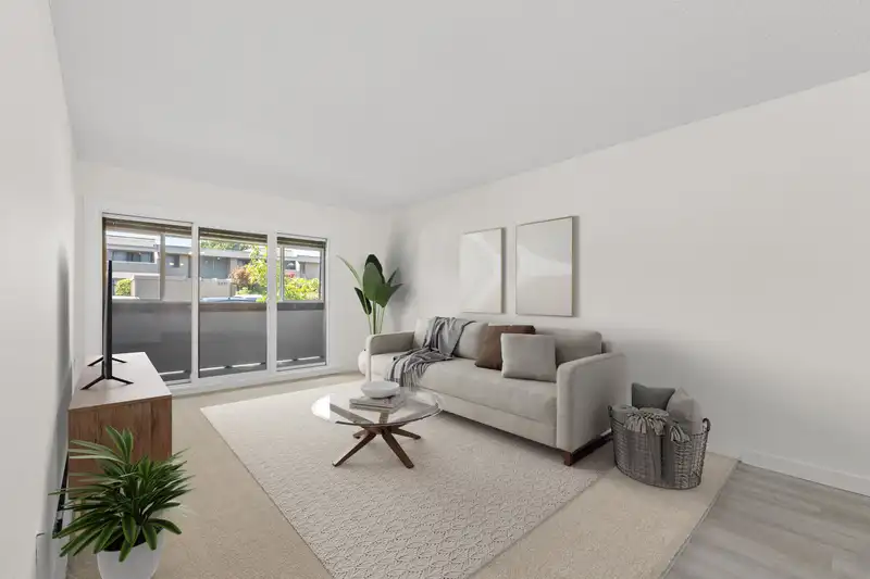 101 3411 SPRINGFIELD DRIVE - photo 1 of 26