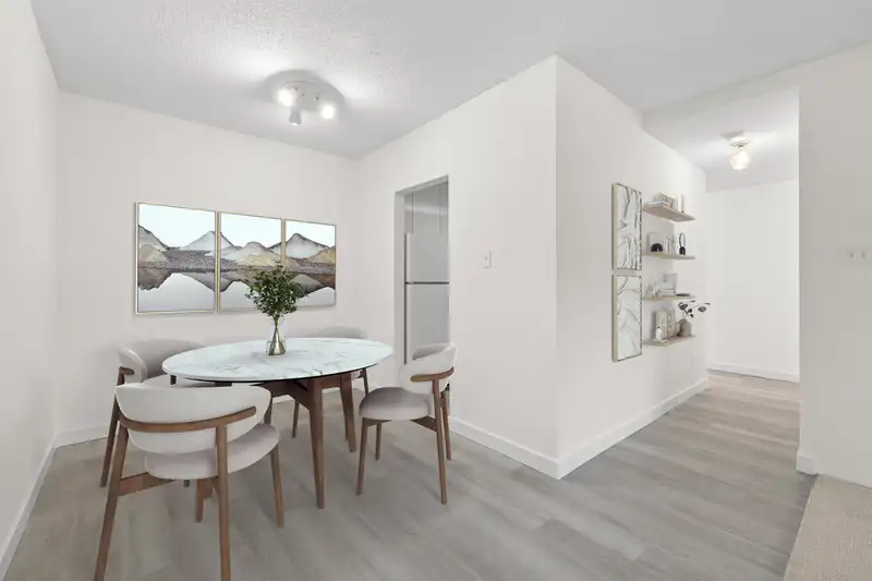 101 3411 SPRINGFIELD DRIVE - photo 3 of 26