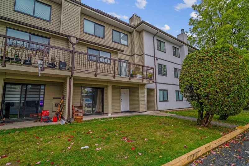 102 7150 133 STREET - photo 1 of 25