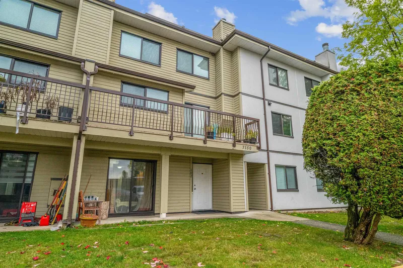 102 7150 133 STREET - photo 3 of 25